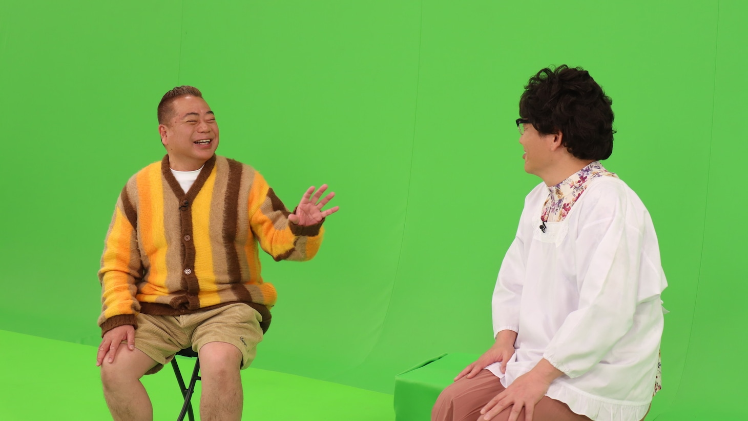 左から出川哲朗、ずん飯尾。(c)静岡第一テレビ