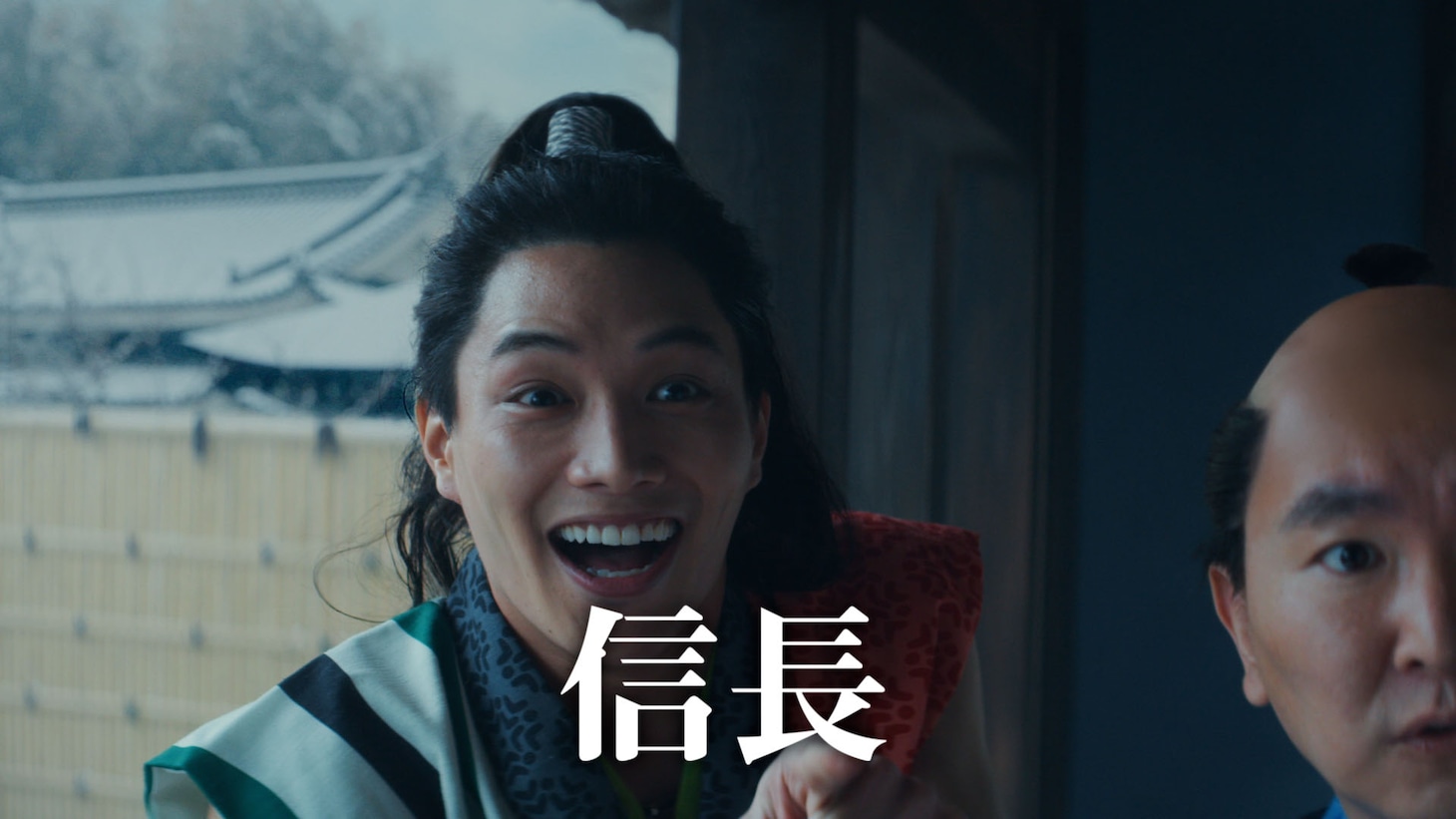 アコムCM「ウィンタースポーツ」編のワンシーン。