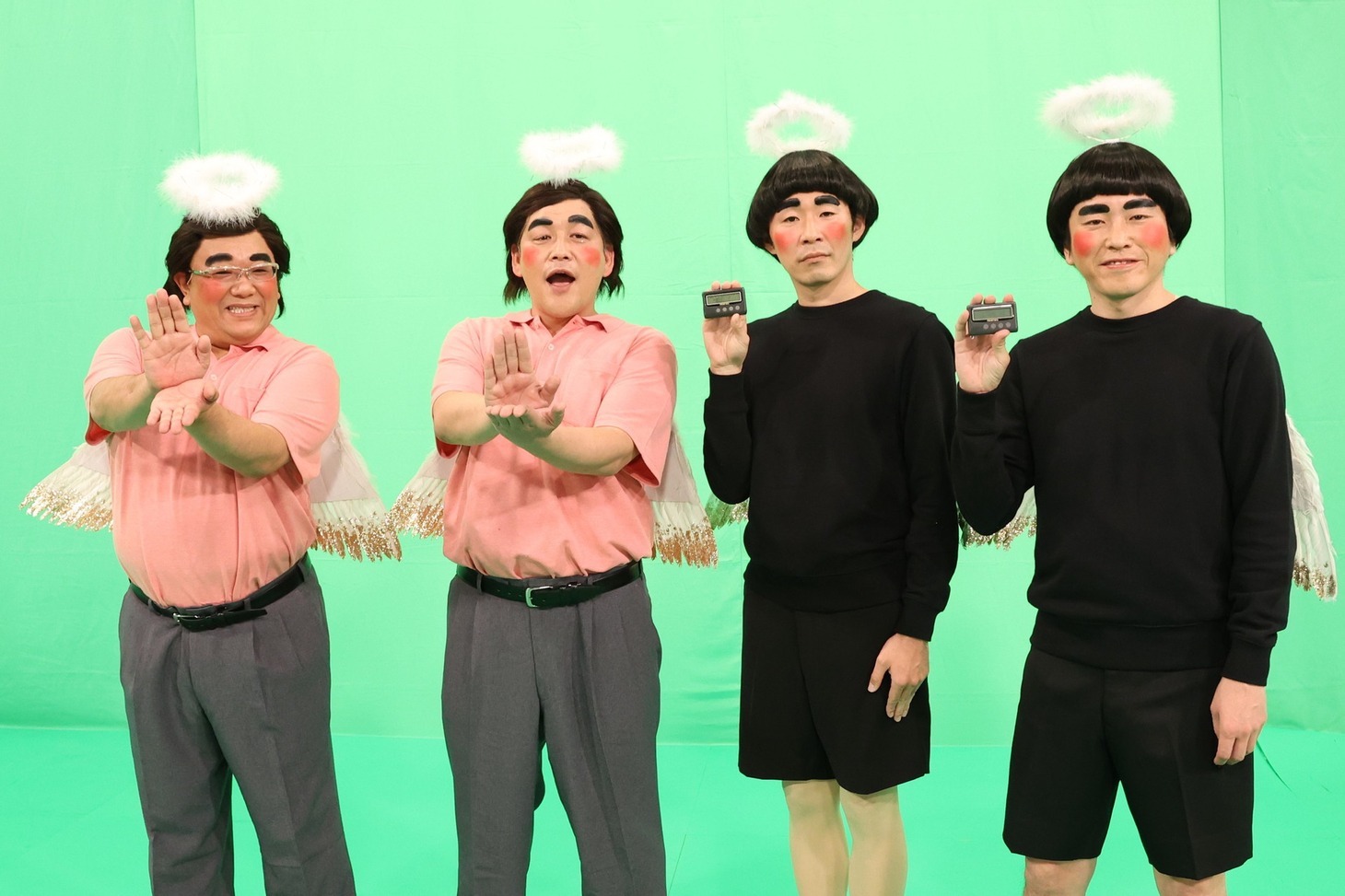 「ただ今、コント中。」に出演する（左から）サンドウィッチマン、しずる。(c)フジテレビ