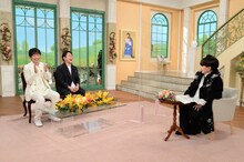 NON STYLEと黒柳徹子。(c)テレビ朝日