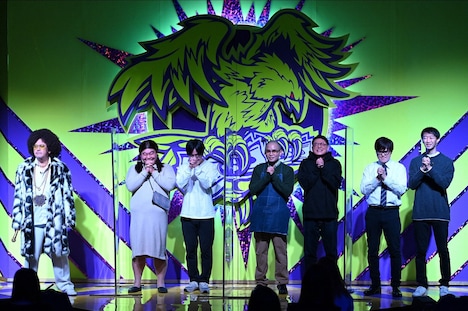 （左から）くりぃむしちゅー有田、金の国、ゾフィー、ラバーガール。(c)TBS