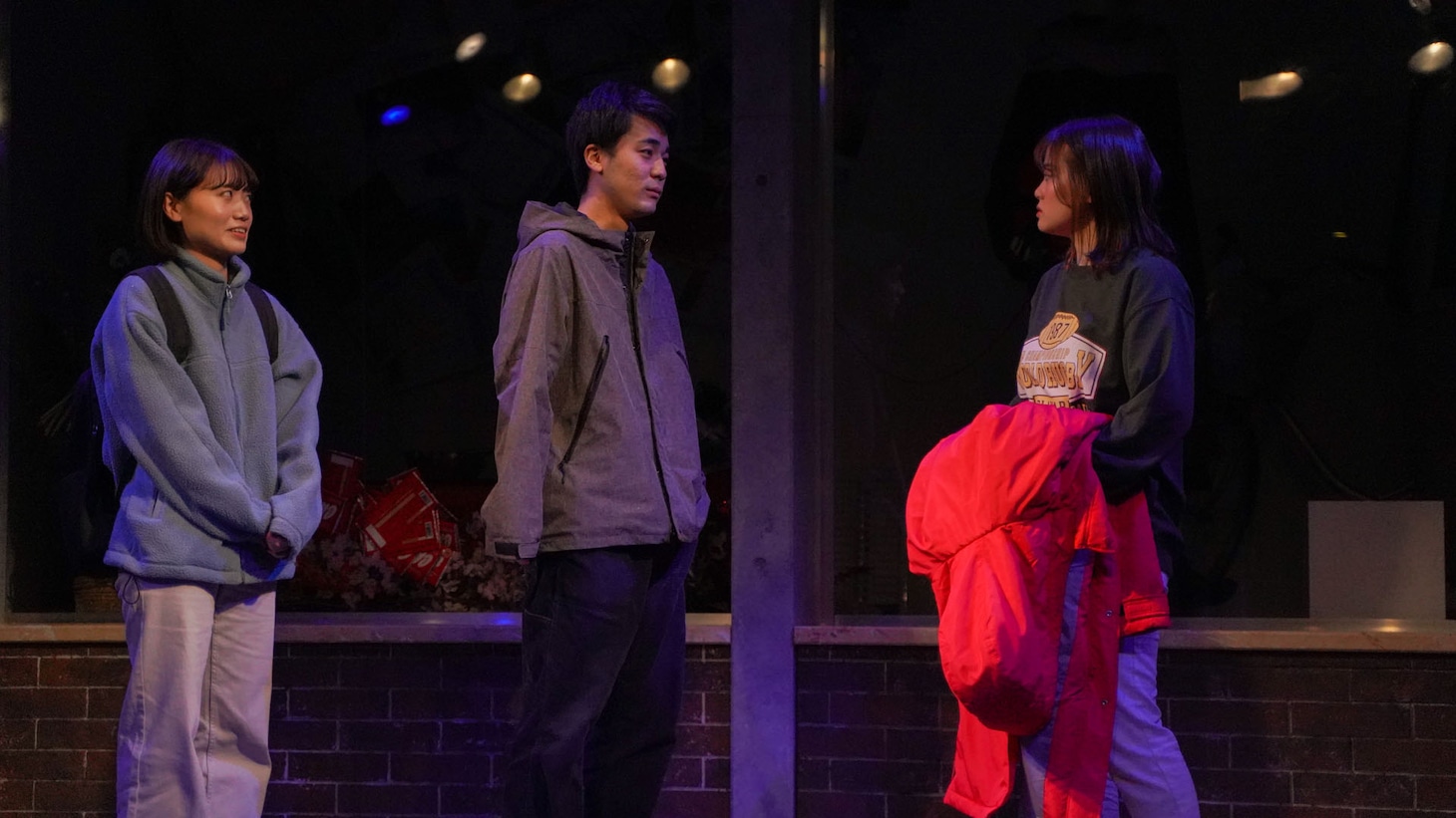 ダウ90000 第3回本公演「ずっと正月」より。