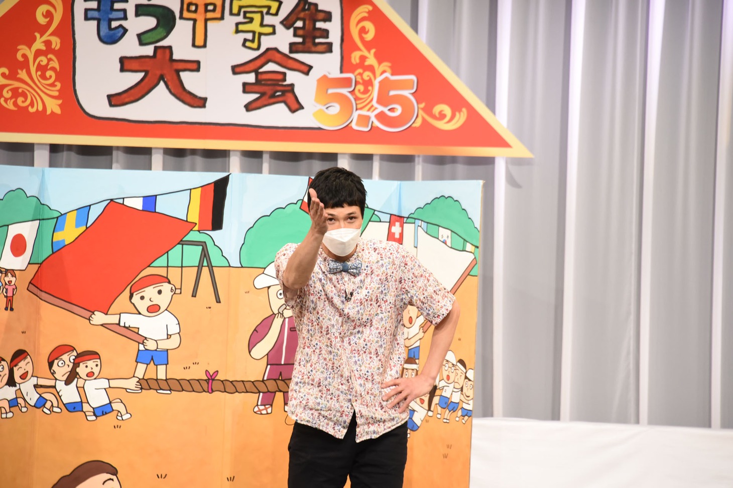 梅干しと鰻の食べ合わせがよくないことをテレビ番組の司会者のように画面の向こうに伝えようとするもう中学生。
