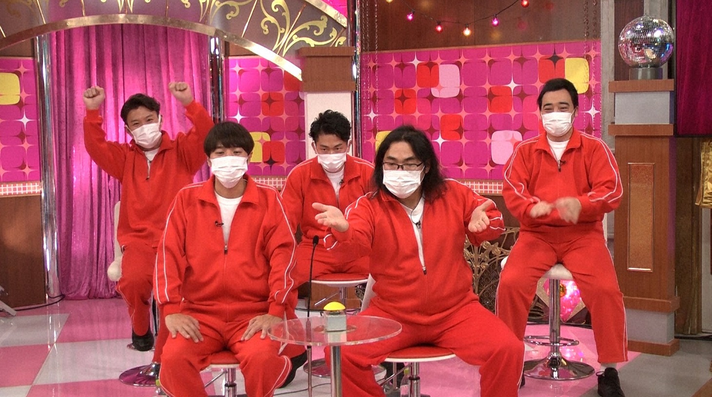 「開演まで30秒！お笑いタッグマッチSHOW」のワンシーン。(c)日本テレビ