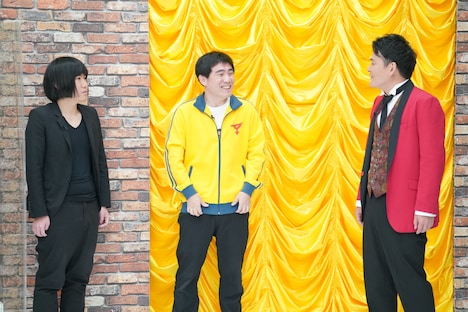 企画を持ち込むランジャタイと、千鳥ノブ（右）。