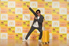 8.6秒バズーカーの決めポーズを2回したニューヨーク屋敷。