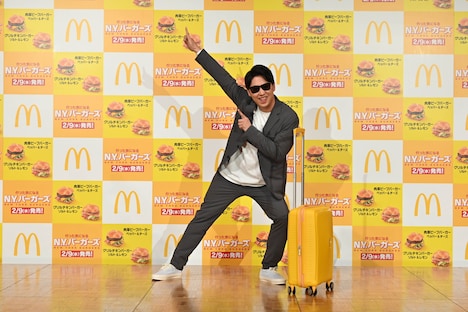 8.6秒バズーカーの決めポーズを2回したニューヨーク屋敷。