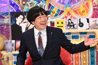 蛍原徹 (c)テレビ朝日