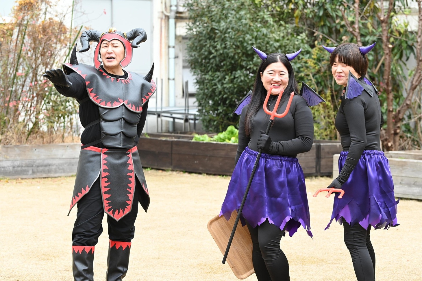 チョコレートプラネット長田とガンバレルーヤ。(c)中京テレビ