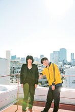 「steady.」2022年3月号（宝島社）より、ランジャタイ。