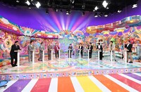 「アメトーーク！」で展開される「立ちトーーク」の様子。(c)テレビ朝日