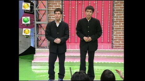 1994年、UHBのオーディション番組に出演する当時高校3年生のタカアンドトシ。(c)UHB/YOSHIMOTO KOGYO