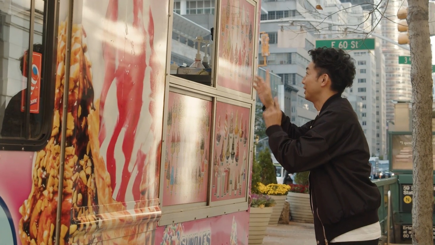 CM「ORIX MONEY 行くと決めた男」の撮影中より。