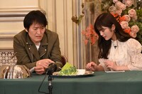 千原ジュニアと渋谷凪咲。(c)ABCテレビ