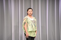 「変わることのない」様子を表現するとにかく明るい安村。