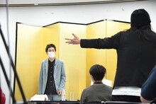 中山功太は「芸人やめてえな」の替え歌で村田を祝福。