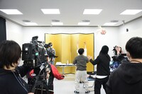 ブーケトスの様子。