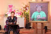左から香取慎吾、渡辺直美。(c)読売テレビ