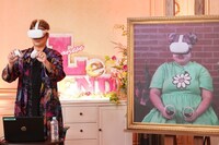 左から香取慎吾、渡辺直美。(c)読売テレビ