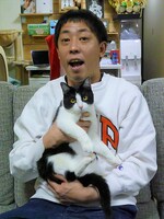 さらば青春の光・森田と猫の専務。