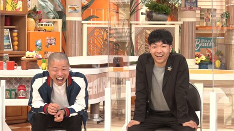 ゲストのアキナ。