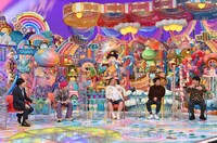 （左から）蛍原徹、EXIT兼近、出川哲朗、ネプチューン堀内、よゐこ濱口。(c)テレビ朝日