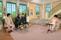 ロバートと黒柳徹子。(c)テレビ朝日