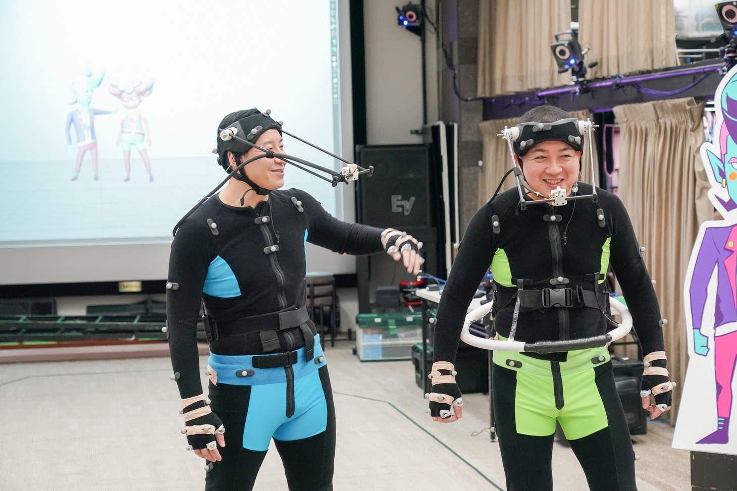 「ヘルピポ！」制作現場の様子。