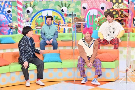 (左から)蛍原徹、霜降り明星せいや、EXIT。(c)TBS