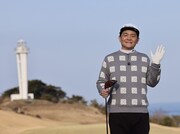 「ノブゴルフクラシック」に出演する千鳥ノブ。(c)フジテレビ