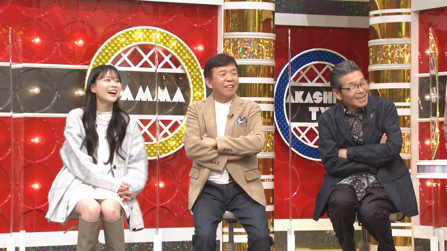 左から重盛さと美、村上ショージ、間寛平。