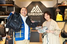 左からハナコ岡部、入江未悠。