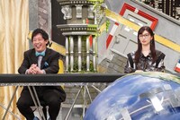 （左から）さらば青春の光・森田、武藤十夢。(c)フジテレビ