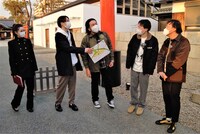 「アインシュタイン＆見取り図の旅はゴクせまQ」のワンシーン。(c)読売テレビ