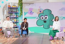 左からブラックマヨネーズ、朝日奈央。(c)読売テレビ
