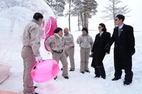 「賭博黙示録！バカイジ in 山梨 真冬のギャンブル旅」のワンシーン。(c)フジテレビ