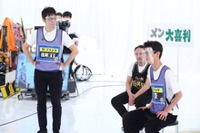 （左から）浅越ゴエ、笑い飯・西田、モグライダー芝。(c)関西テレビ