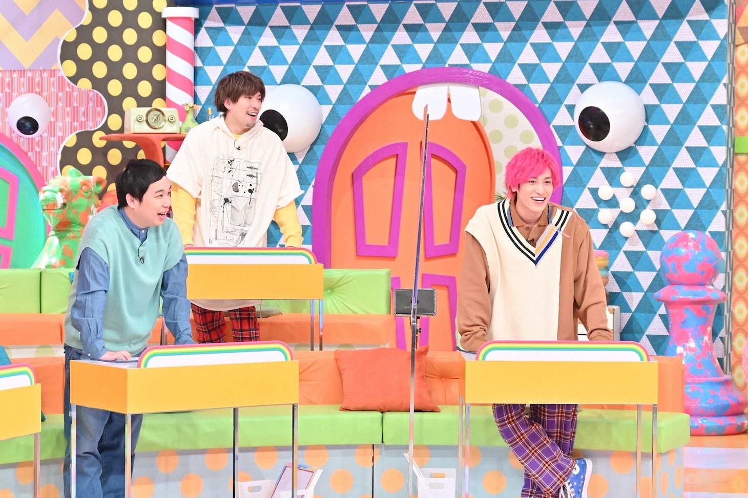 霜降り明星せいやとEXIT。(c)TBS