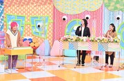（左から）EXIT兼近、霜降り明星・粗品、島崎和歌子。(c)TBS