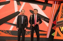 「お笑い実力刃」に出演する笑い飯。(c)テレビ朝日