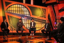 「お笑い実力刃」に出演する（左から）サンドウィッチマン、パンクブーブー佐藤、笑い飯ら。(c)テレビ朝日