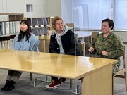 （左から）藤本美貴、つるの剛士、やす子。(c)静岡第一テレビ