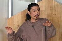 パンサー菅 (c)ABCテレビ