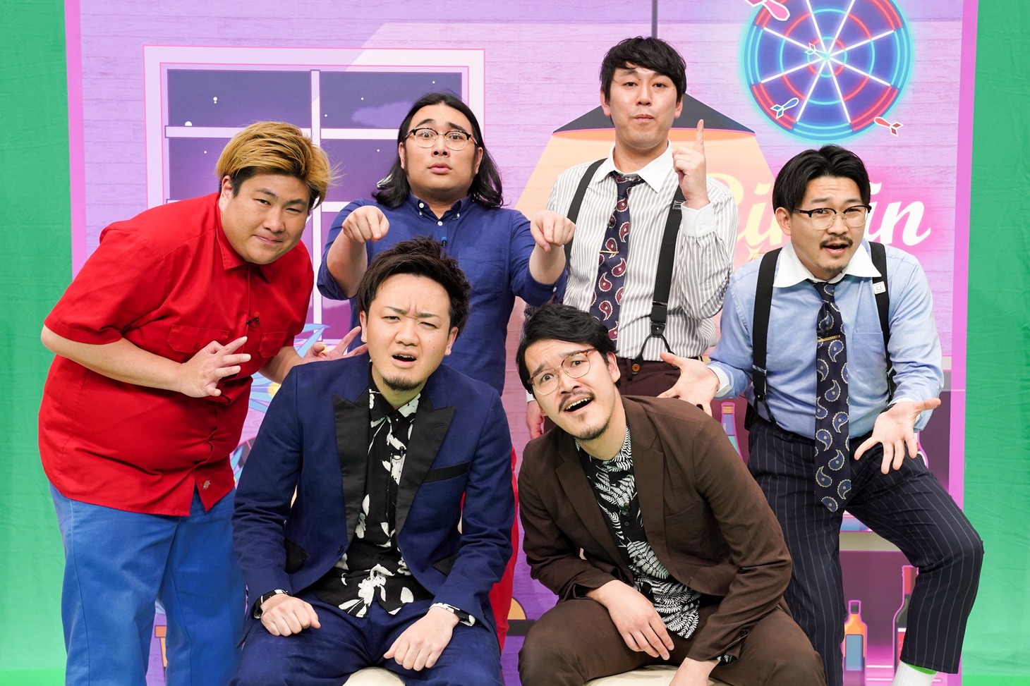 「隣人の○んじん」に出演する隣人、ビスケットブラザーズ、オズワルド。(c)読売テレビ