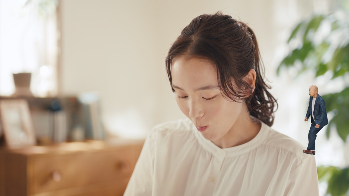 WebCM「スプーン篇」より。