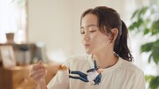 WebCM「スプーン篇」より。