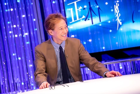 MCの中居正広。(c)NHK