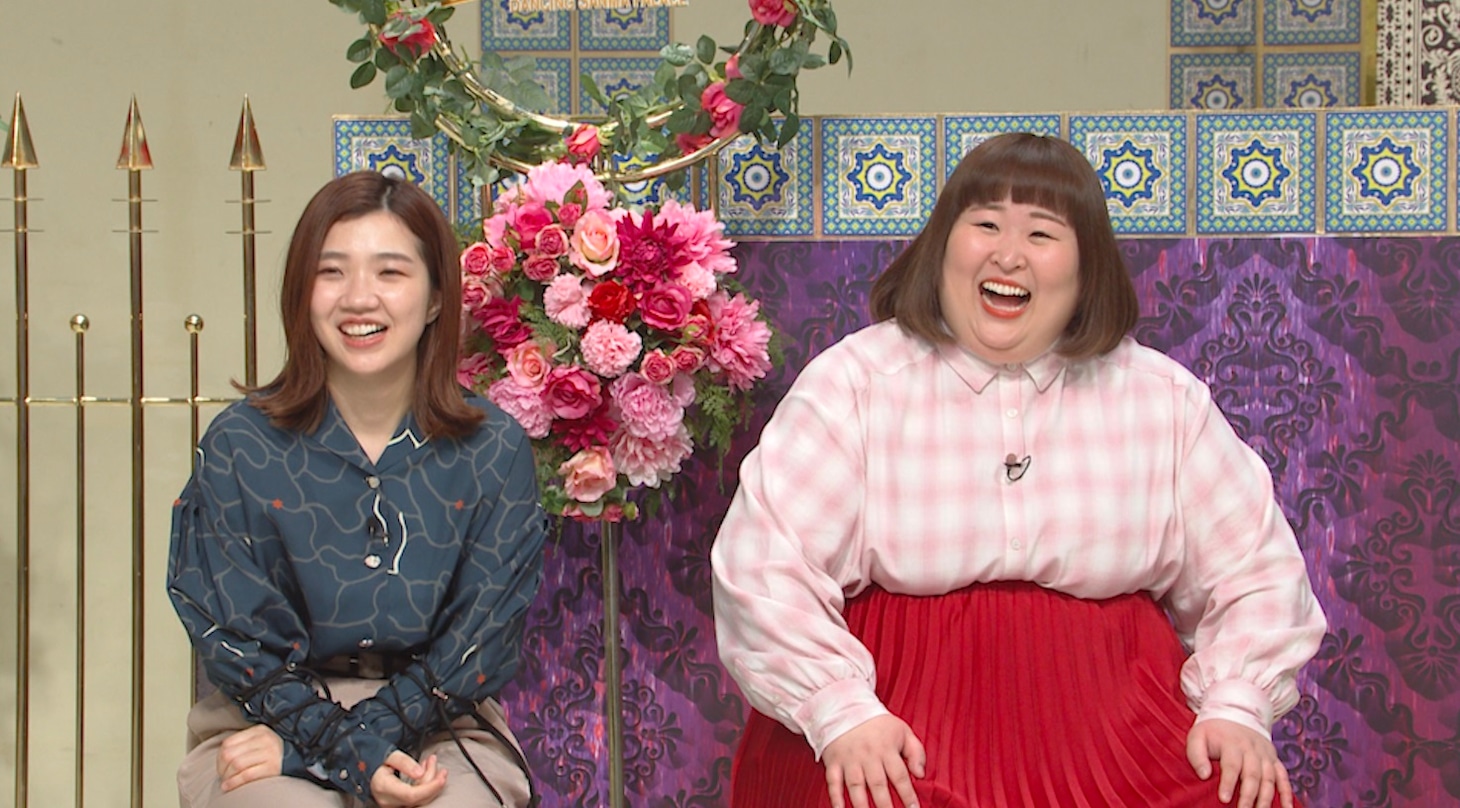 左から福田麻貴、かなで。ともに3時のヒロイン。 (c)日本テレビ