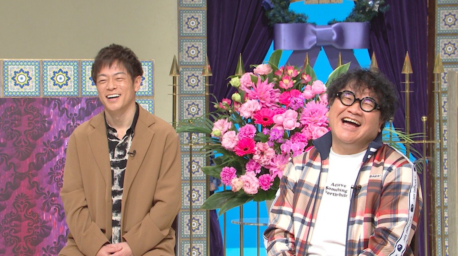 左から陣内智則、カンニング竹山。 (c)日本テレビ