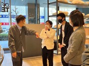 「『ニッポンの社長』のドキドキ社会科見学 ～遊んで！寝て！春の名古屋SP！～」のワンシーン。(c)CBC